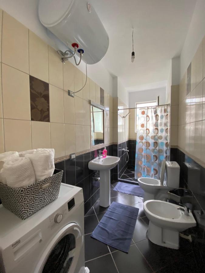 F&j Apartament *